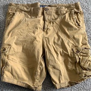 Men’s cargo shorts